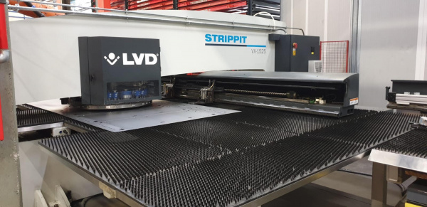 LVD Strippit VX-1525